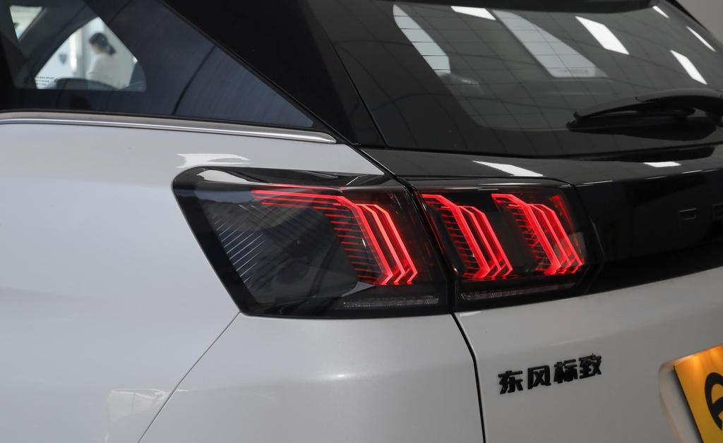 新4008驾控，臻品SUV