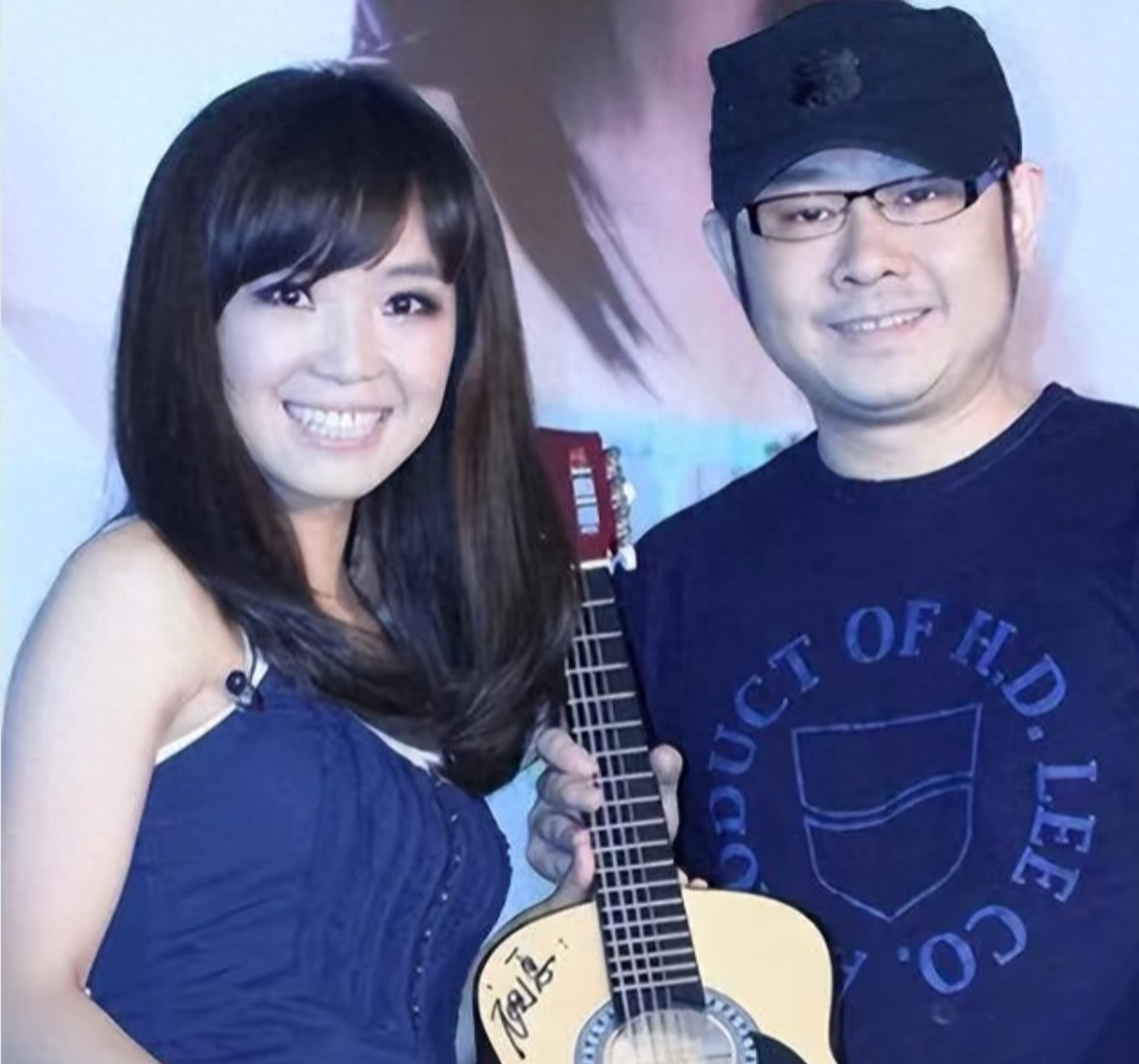 澄清关系7个月后再曝近况的云朵,终于摆脱了刀郎的影子