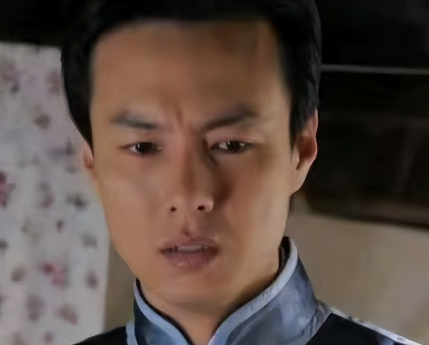 又是一个戏红人不红的演员!