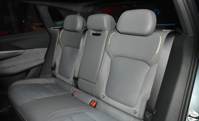 插电式混动中型SUV，配真皮、按摩座椅，香不？