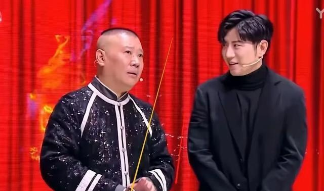 相声圈两大怪咖：时刻端着做派的张伯鑫；自以为高雅的高晓攀！