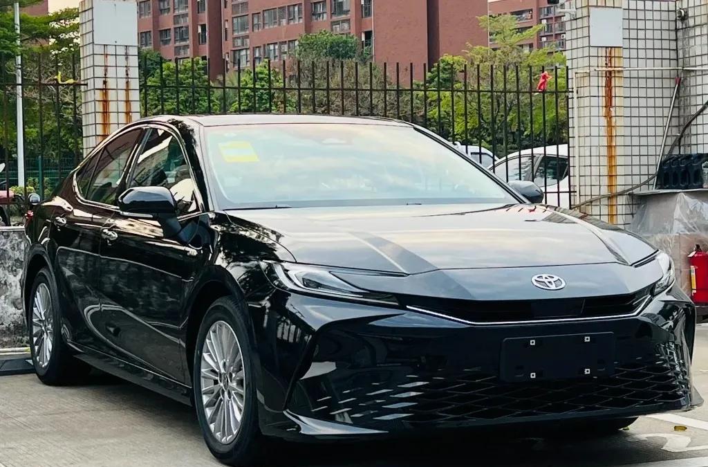 16万的凯美瑞双擎智驾版2025款上市后，迈腾瞬间也变得也不香了