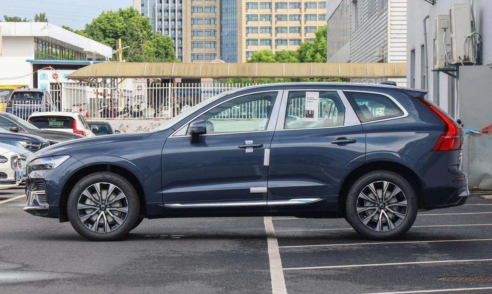 打个七六折，沃尔沃XC60降到30.29万起，全系四驱，值得买？