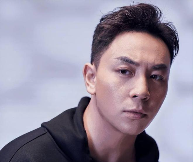 分手14年，再看释小龙与何洁，一个身家过亿，一个证明李玟没说错