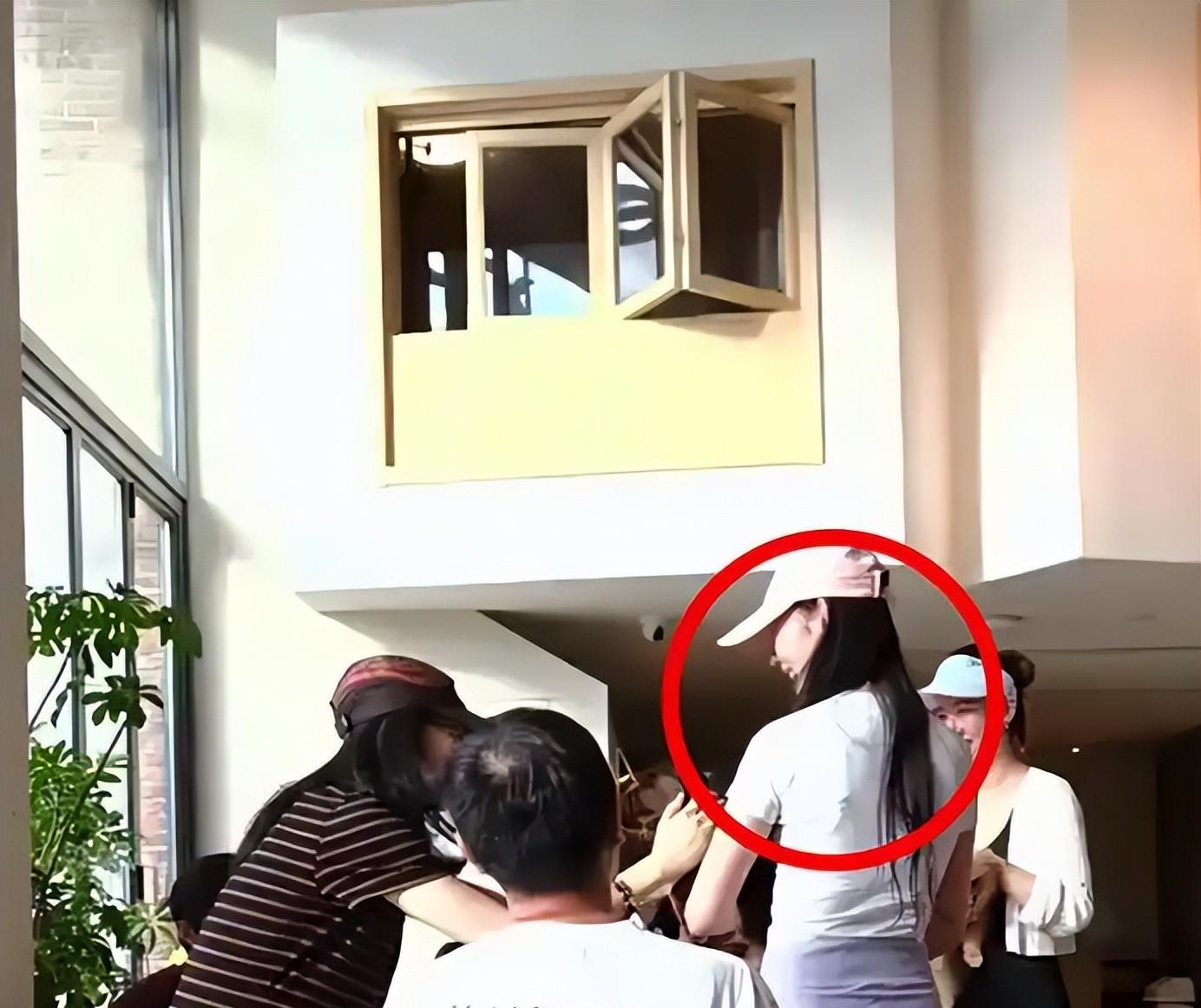 沈腾林允再同框,细节曝光绯闻疑云