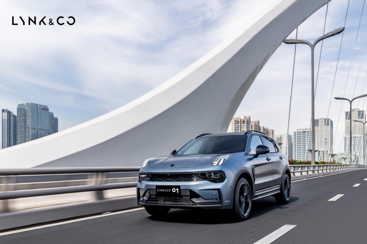 从钢筋森林到山野秘境，领克01焕新版铺就无界探索的品质之路