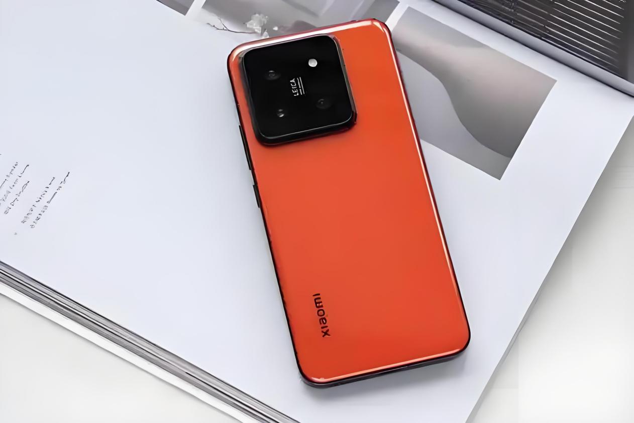 年度性价比巅峰机皇，骁龙8Gen3+徕卡三摄，低至3219元