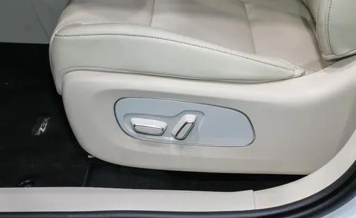 丰田终于觉醒！全新SUV预售10万起，轴距2750mm，带劲不？