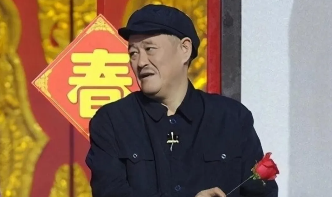 2025年春晚的反噬，证明岳云鹏的火，只是相声界一个笑话