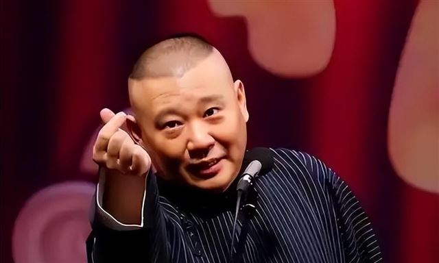 杨议摆枝“失约”多日未现直播平台，助理回应“没失败，听安排”