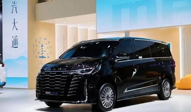 10万块买“小GL8”?大通G10改款值不值?看完再决定!