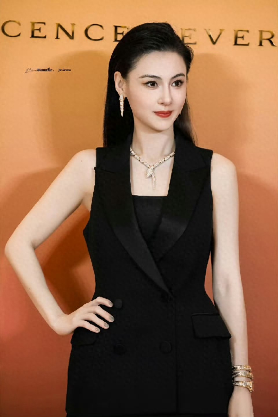张柏芝 宋祖儿 好权威两张脸