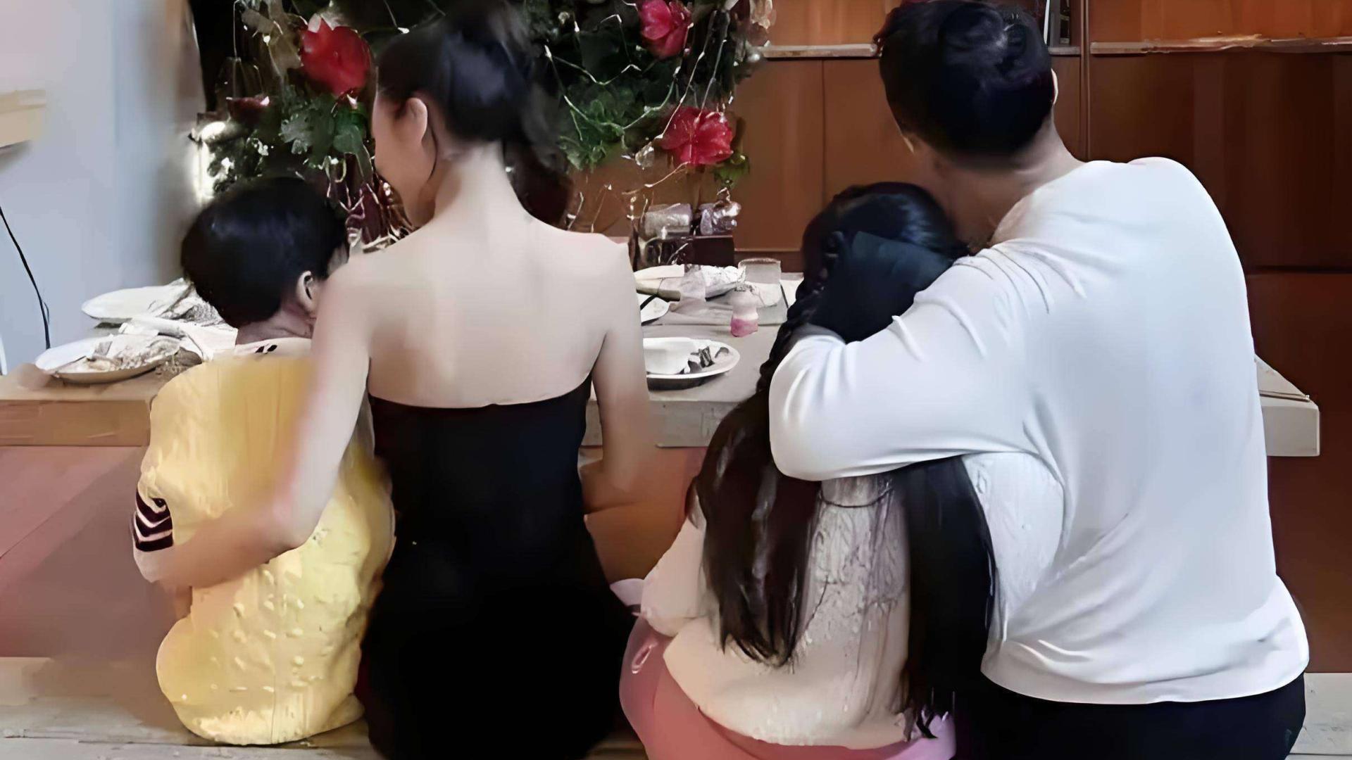 汪小菲儿女北京首秀炸串！