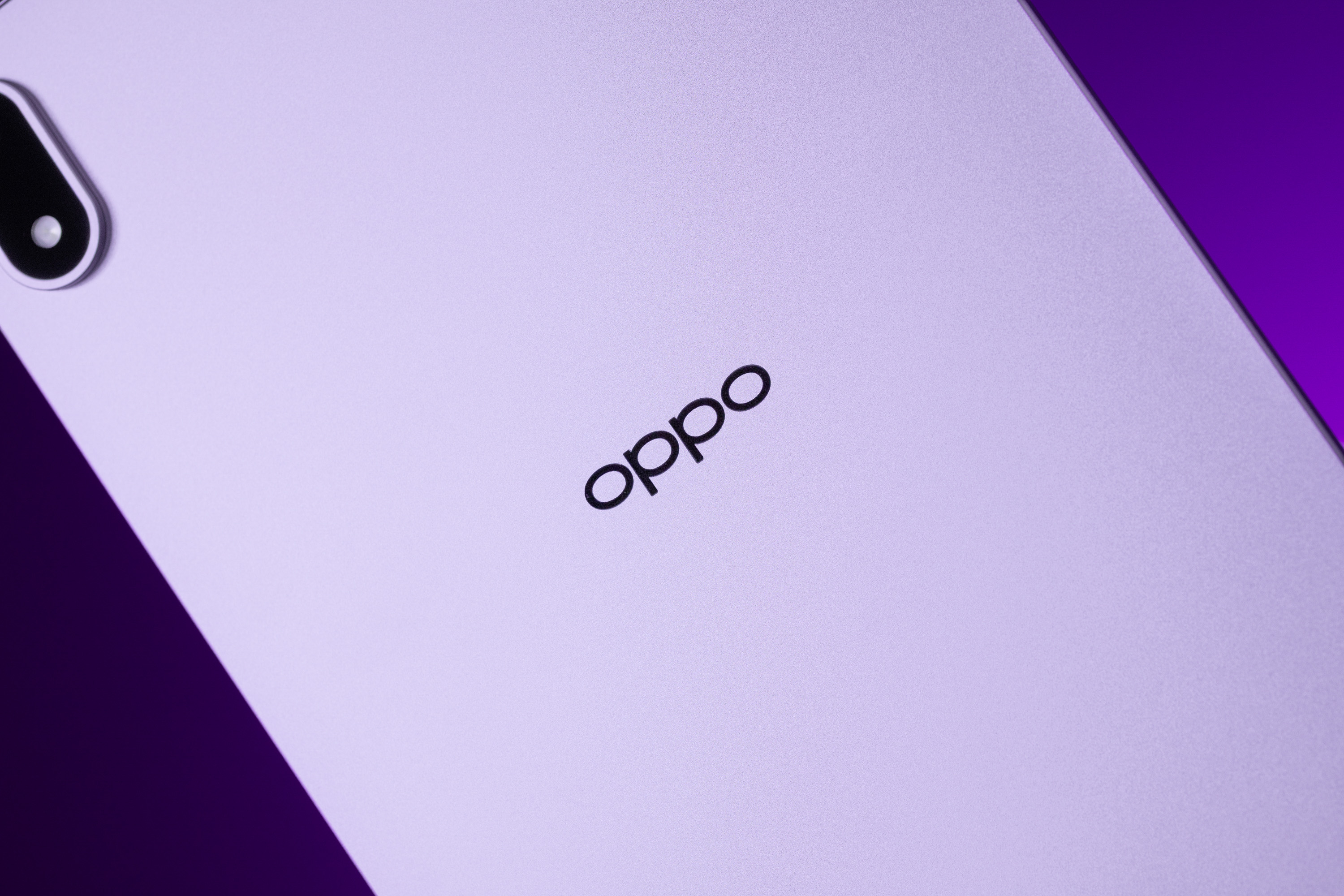 輕巧隨行，口袋小屏實力派｜OPPO Pad Mini 莫奈紫圖賞