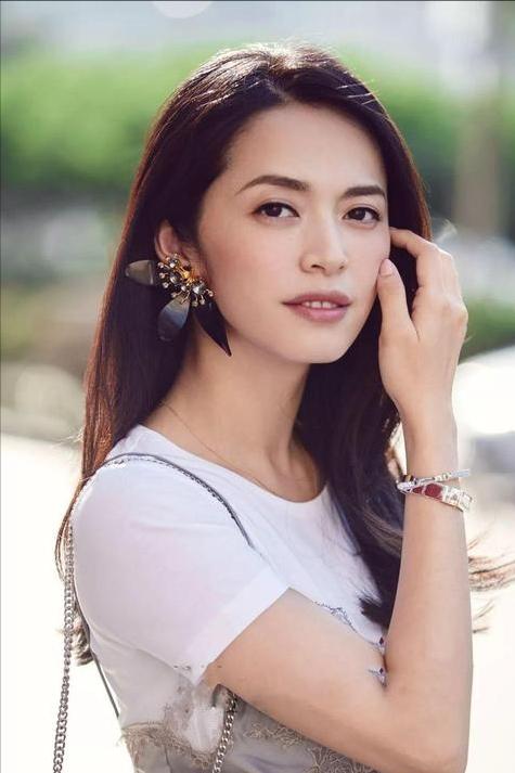 姚晨也没想到，宣布离婚才7天，官媒亲自下场彻底撕碎了她的体面