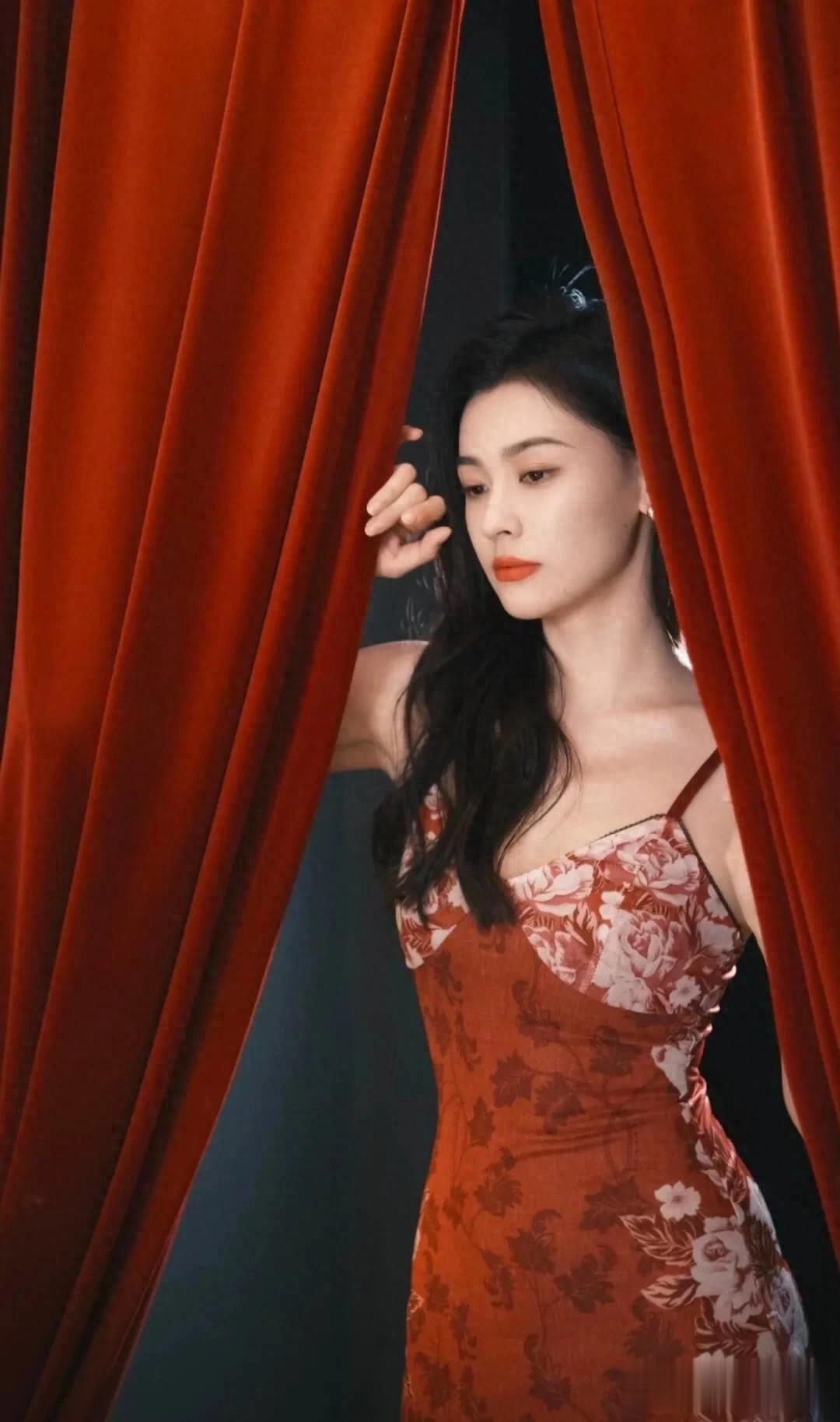 丁笑滢高清写真鉴赏