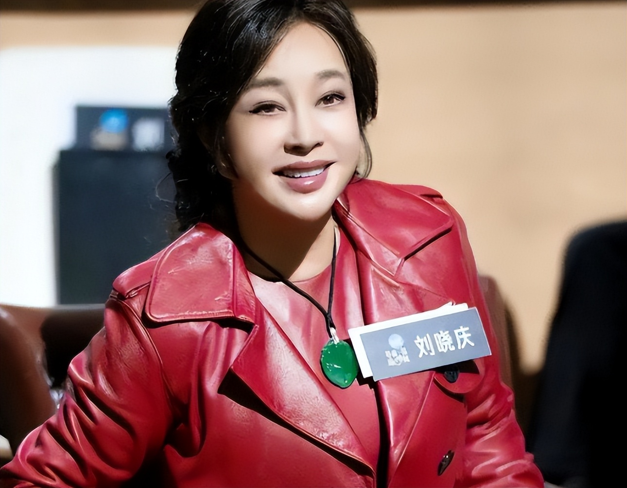 凌晨在北京去世,75岁谈8个男友,刘晓庆身上的谣言个个离谱