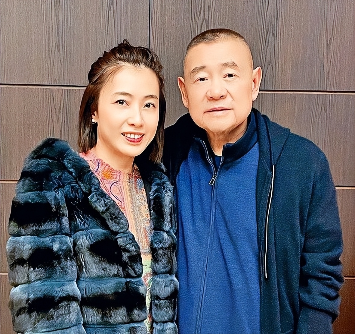 财气养人!46岁甘比越来越漂亮,身家700亿,是刘銮雄最后的女人