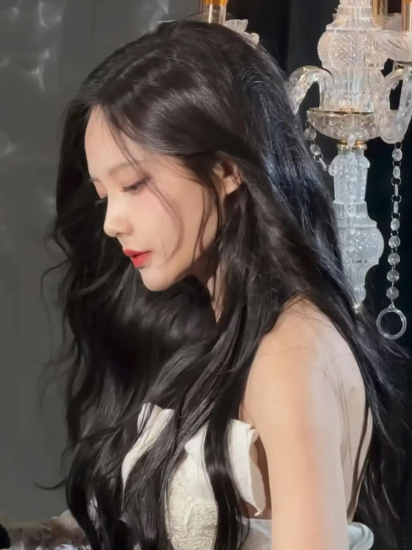 李一桐，白与黑，我都要。