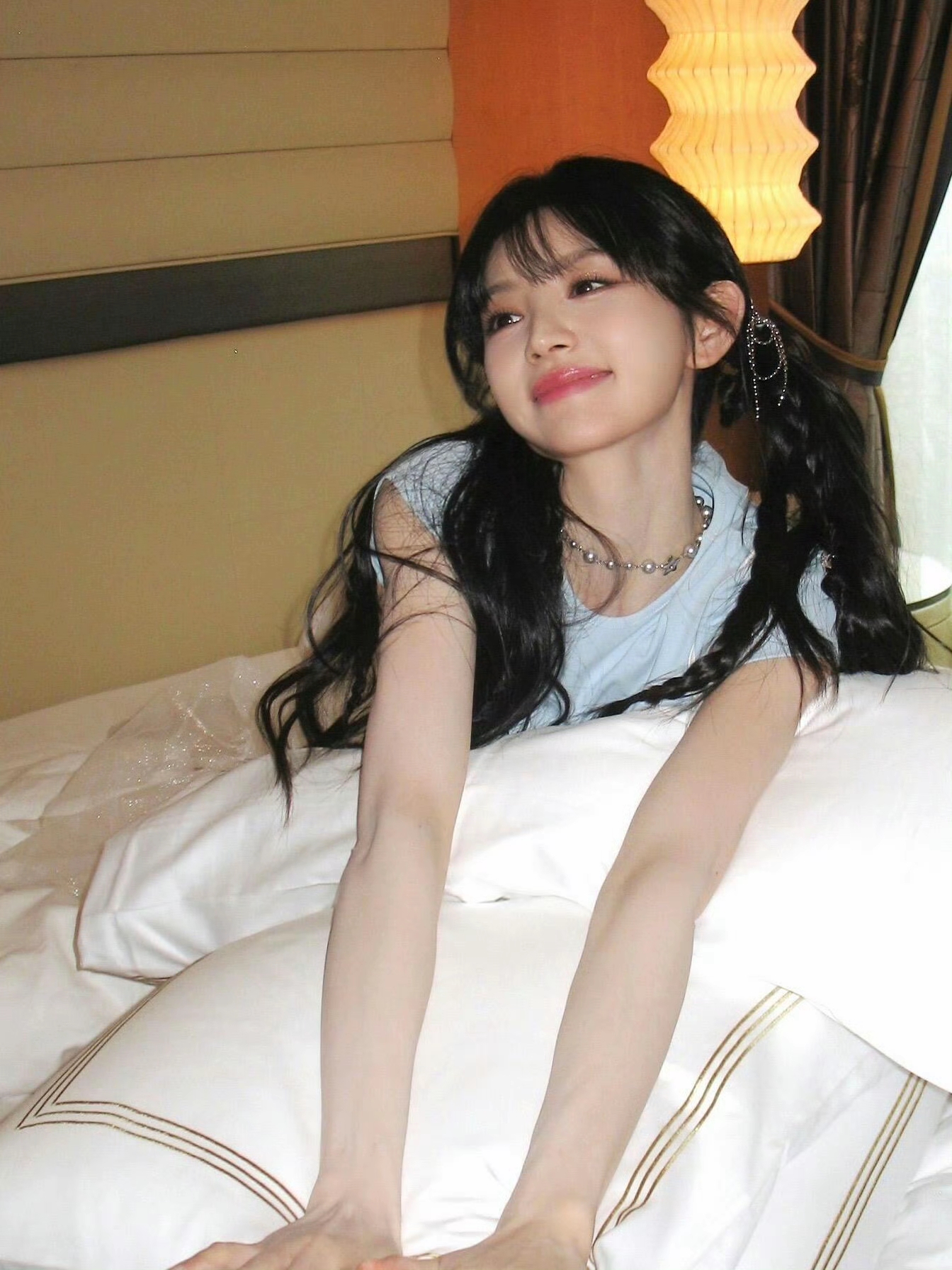 田曦薇 还是甜美可人的小娇妻