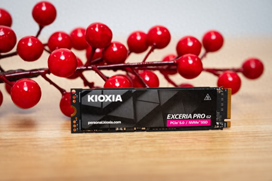 鎧俠EXCERIA PRO G2 VE10評測：14.9GB/s展現旗艦實力