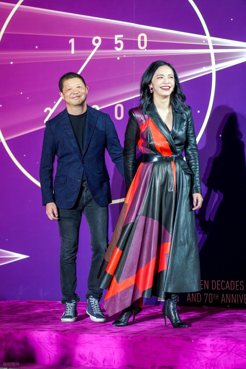 姚晨二度离婚引发连锁反应！唐一菲6年没更新，把凌潇肃送上热搜