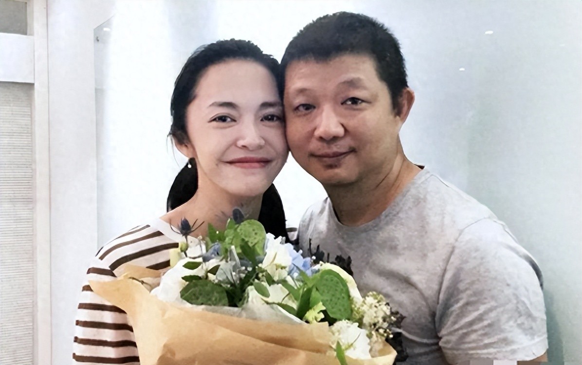 姚晨曹郁官宣离婚，原来两人早已分手多年，为孩子选择秘而不宣！