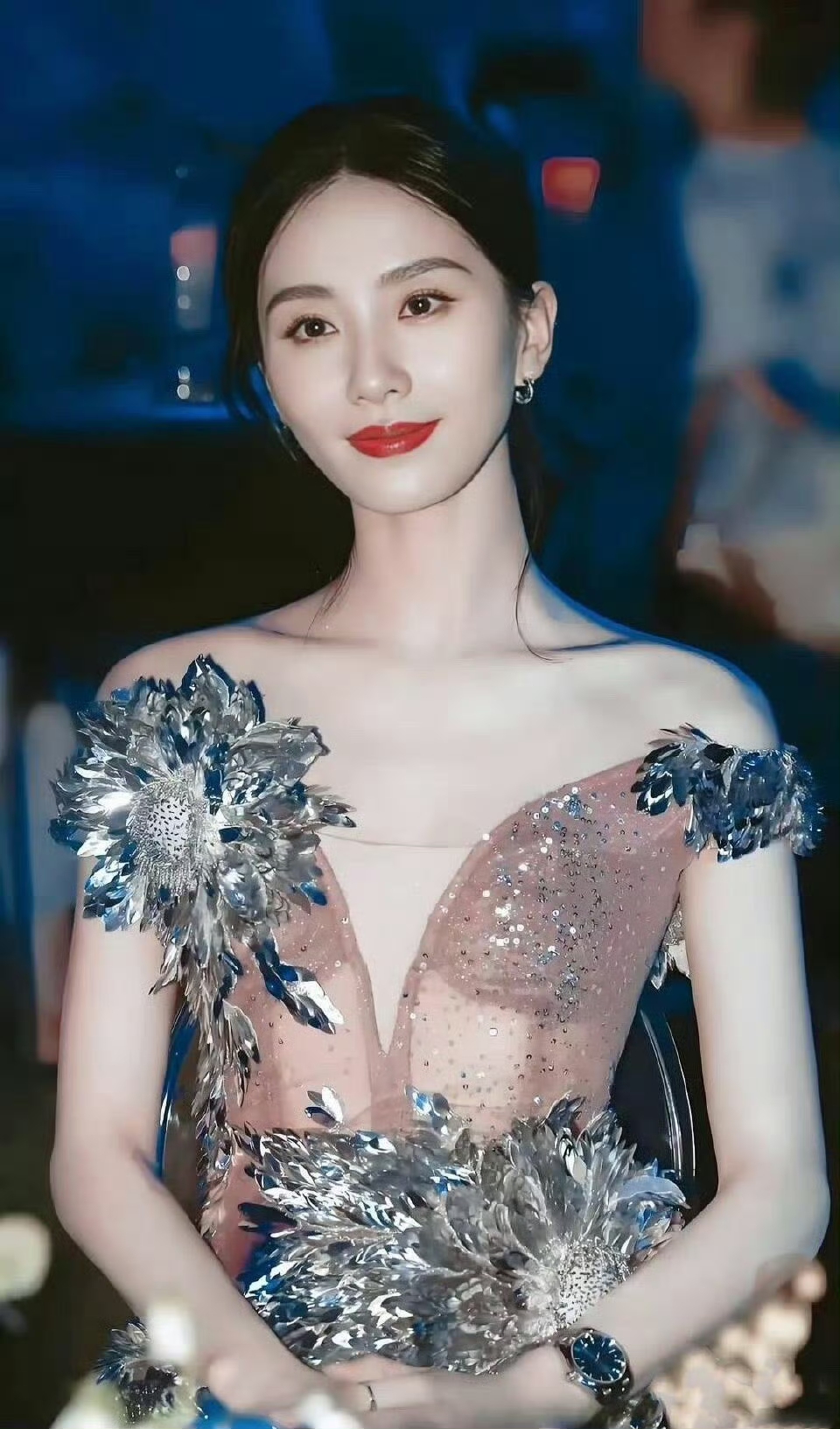 网友:这应该是刘诗诗最美的一次吧