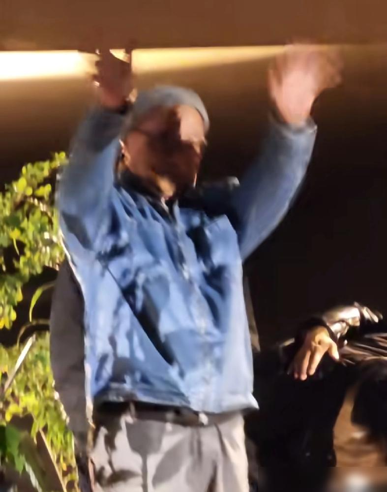 窦唯低调开唱，新音乐优雅动听十分玄妙，支持者依旧很多