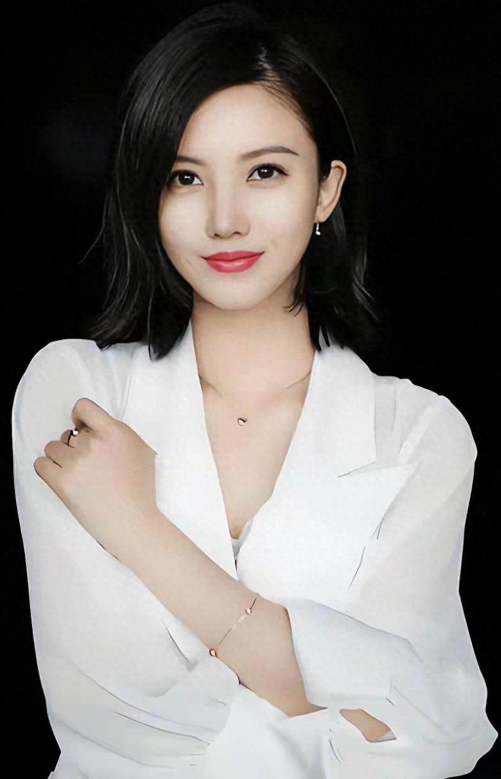 杨子姗‖ 玉颜含醉意，风韵动人心
