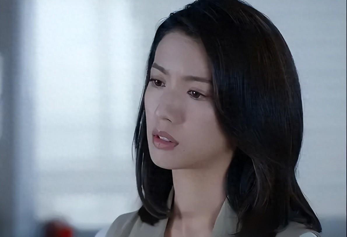 TVB女星两年没拍剧疑要离巢,已删公司联络方式,发文暗示重新出发