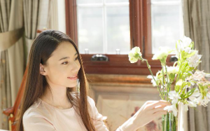 男友生日那天我彩票中了一千万，于是他偷走我彩票后开始贷款消费庆祝，却不知那只是我买来整蛊的假彩票