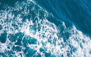 退休当天，我就被轰出了家门