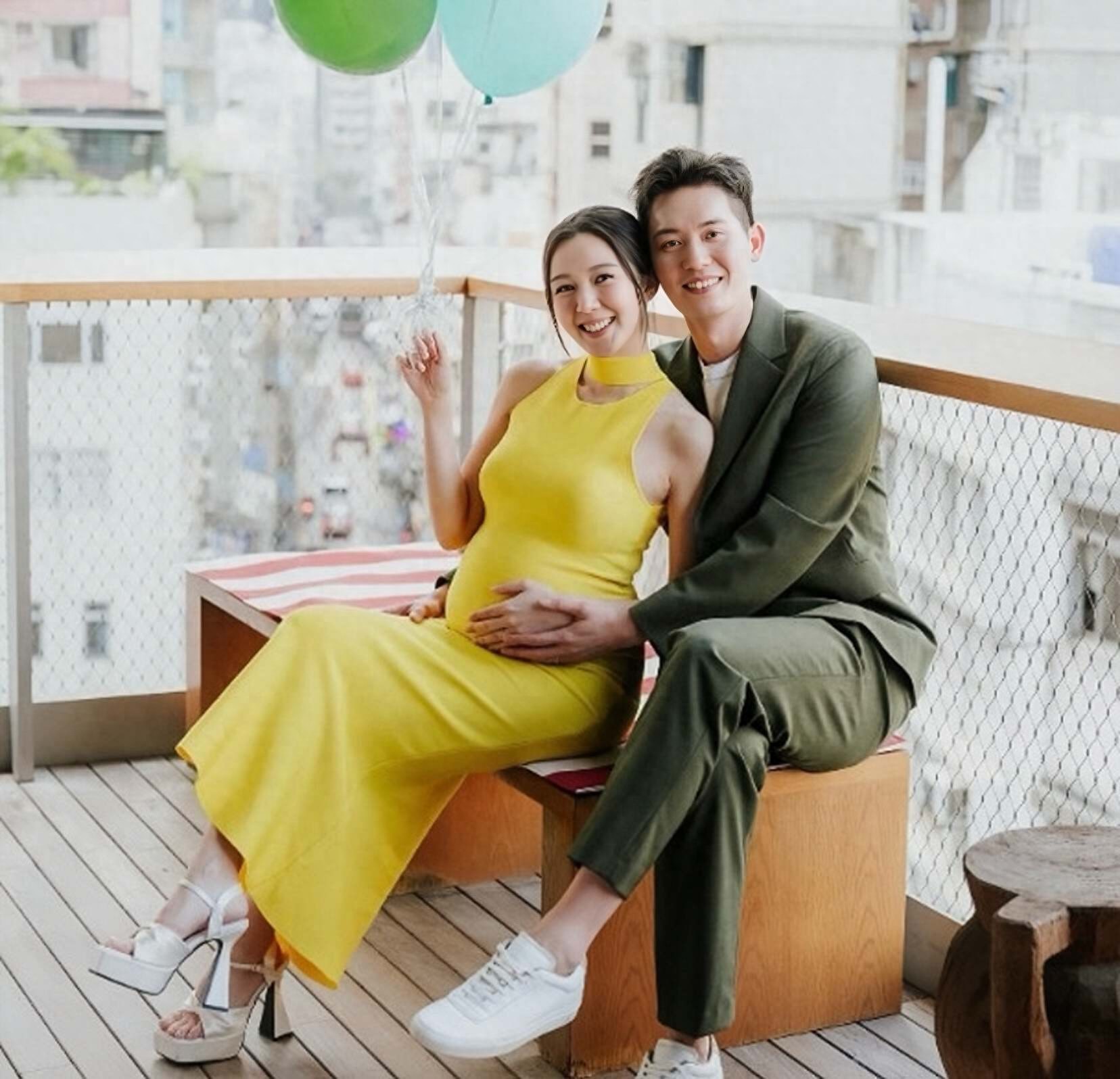 香港知名女星公开分娩全过程，儿子长相曝光，继承父母优良基因