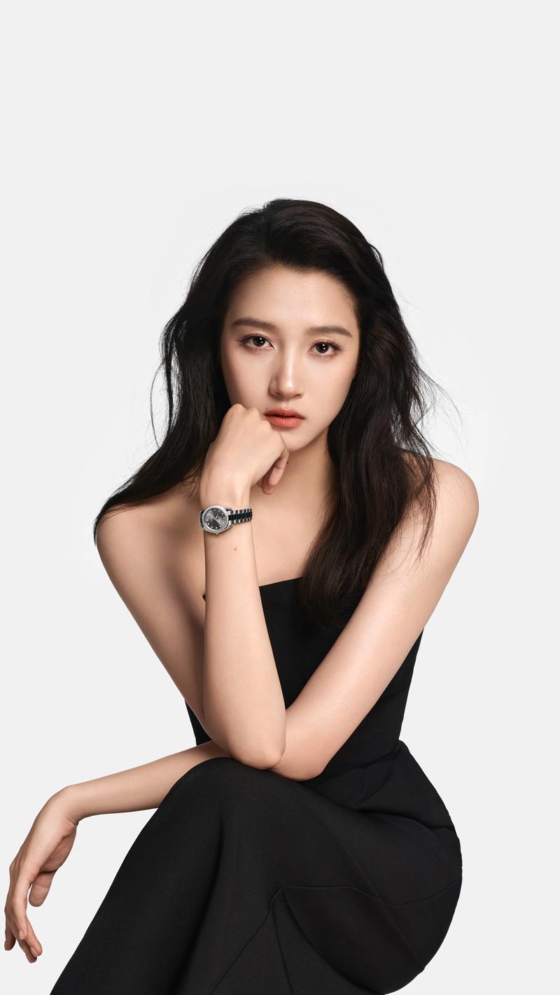 鹿晗关晓彤分手原因曝光：关晓彤母亲棒打鸳鸯，目前已有新欢