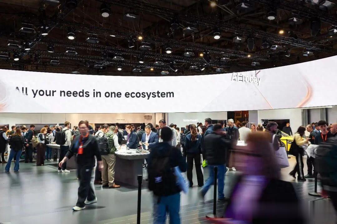 這屆MWC真成了中國AI主場，小米直接讓AI接管物理世界了