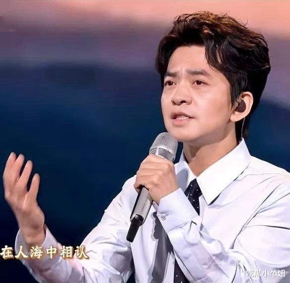 同样是翻唱，李健追着给人塞版权费，单依纯被李荣浩拒绝后硬唱，差距有点大