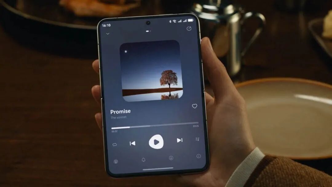 蘋果史上最貴折疊機定名\iPhone Ultra\？