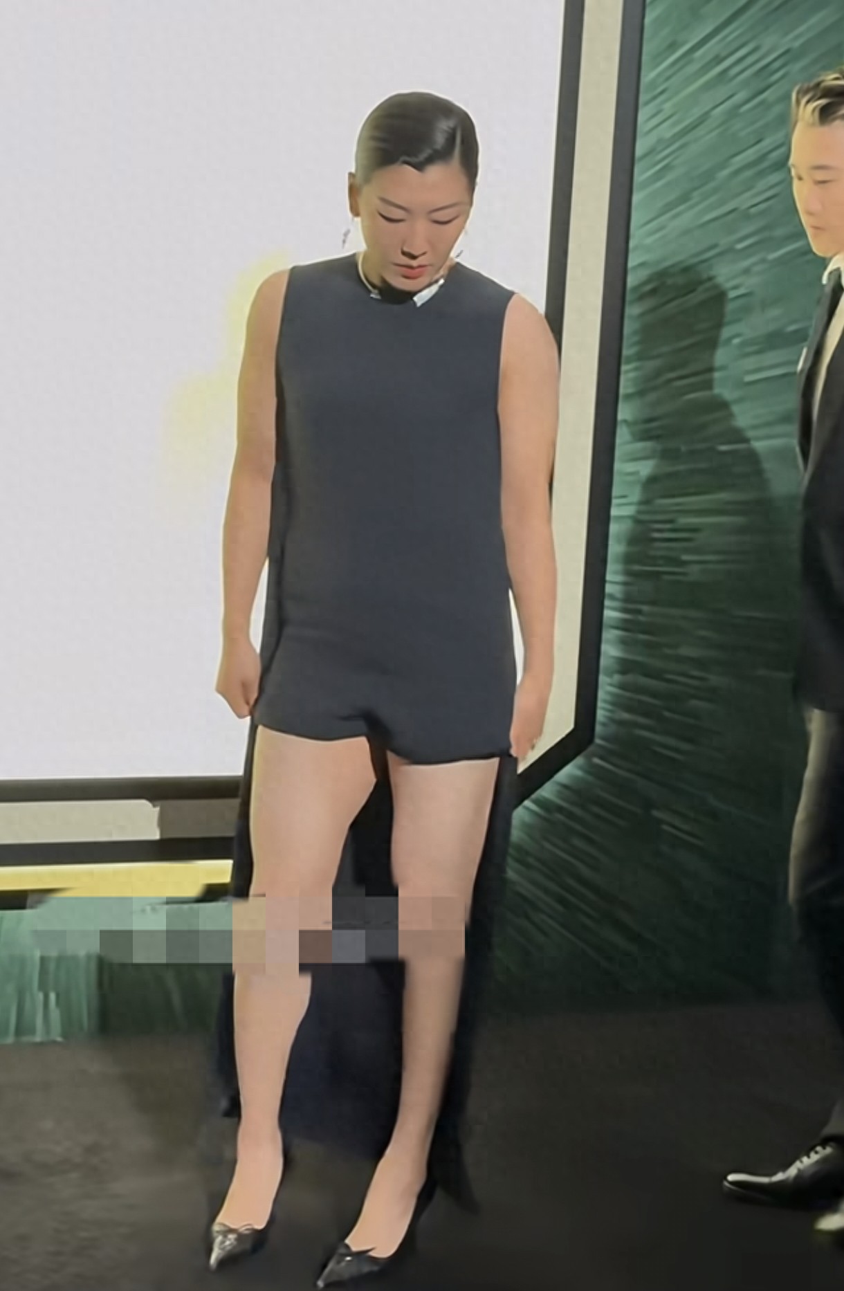 徐梦桃王心迪出席活动，主打一个妇唱夫随，徐梦桃肌肉腿更是抢镜