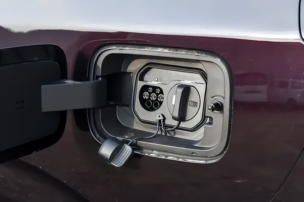 上市12天交付破万，10万级MPV突然爆火，到底戳中了谁？