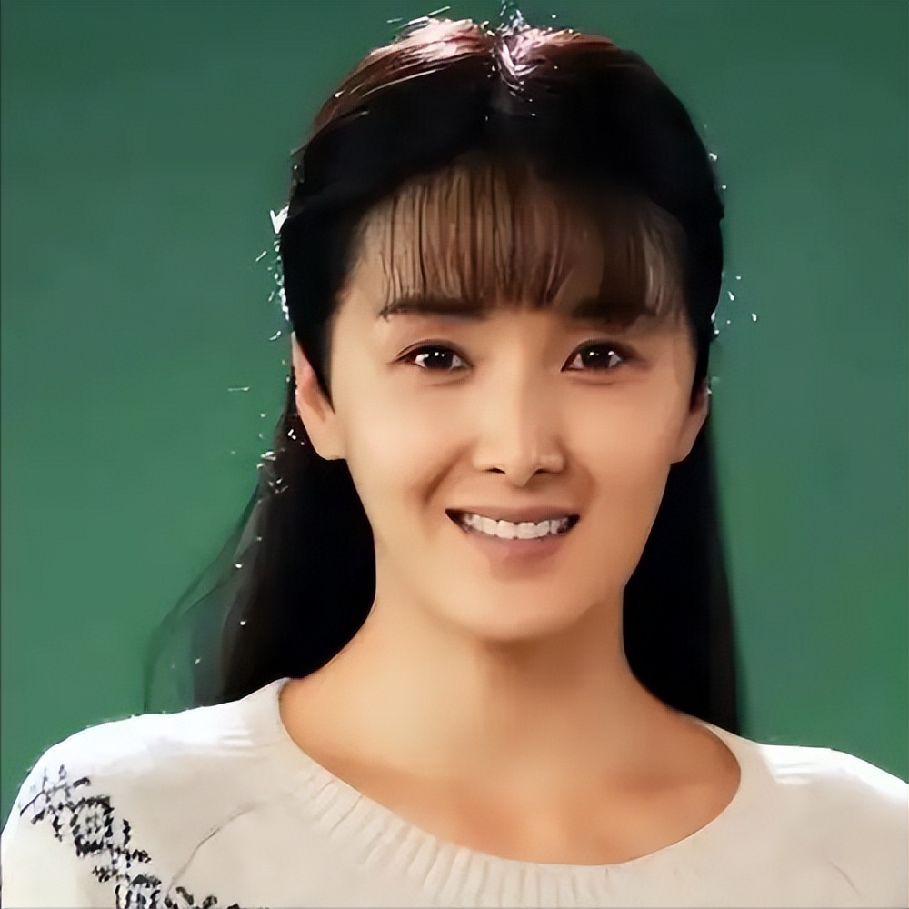 演员黄曼现状曝光！终于公开与李乃文真正关系，原来我们都被骗了