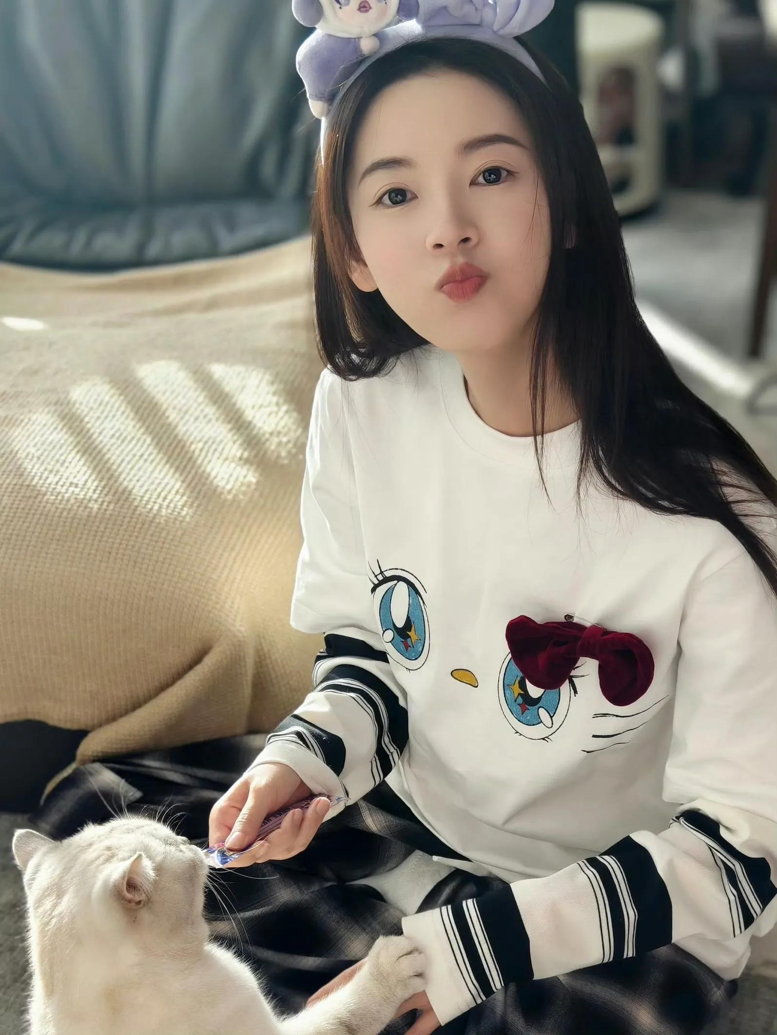 陈瑶，来自瑶妹的高妹春日穿搭