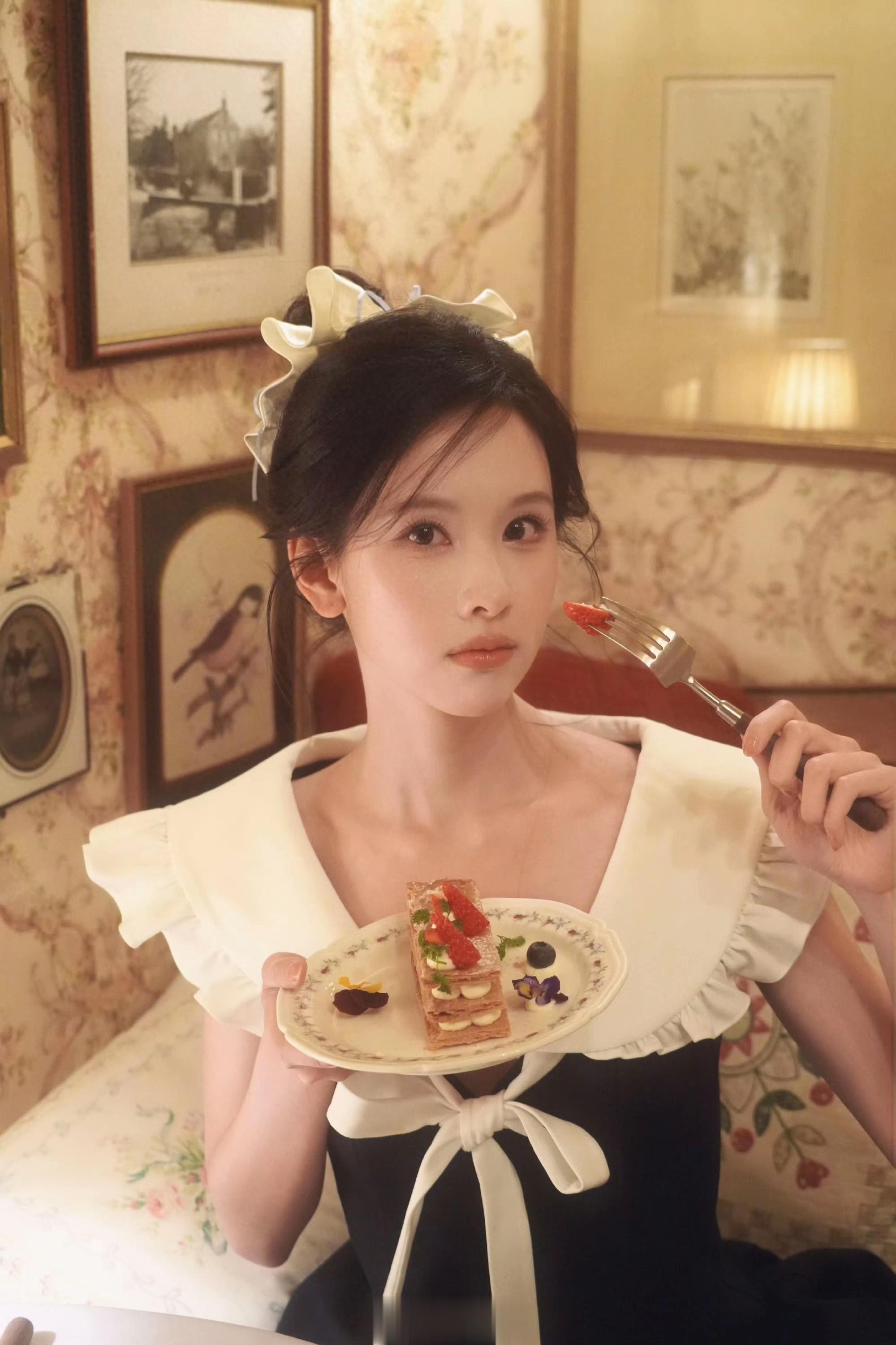 陈都灵 童话故事里的女主角