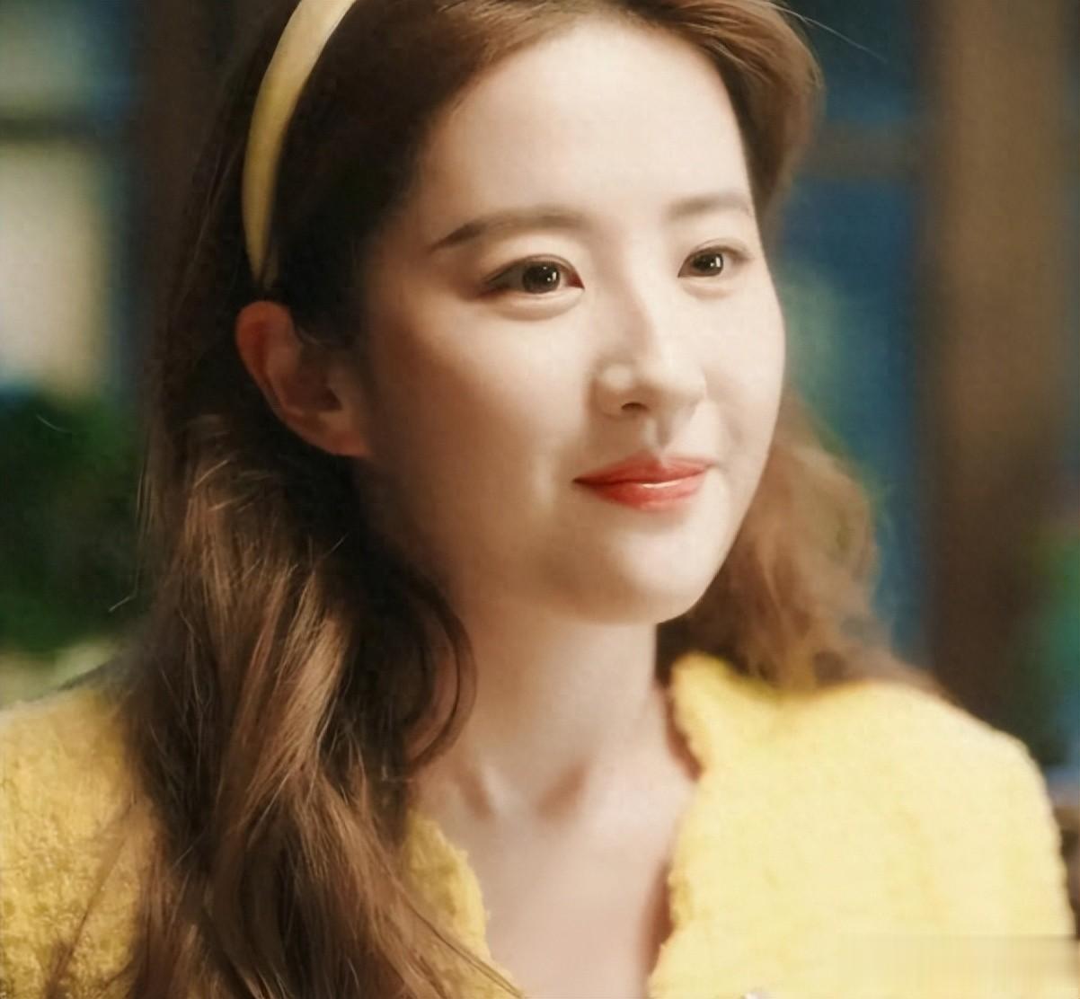 原来我们误会了，刘亦菲被曝两年多未进组拍戏，背后的真相太现实