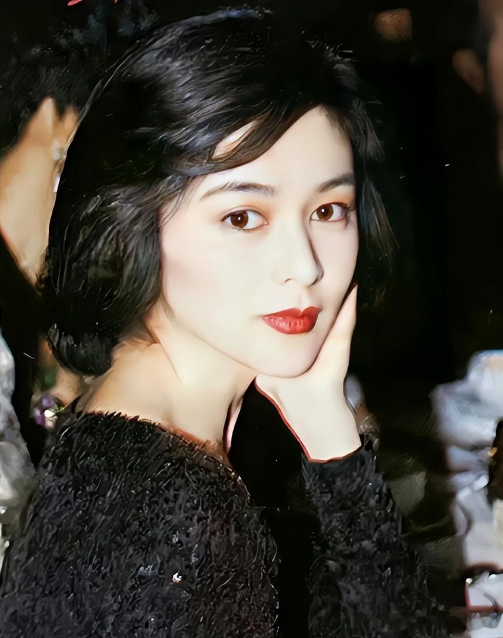 王晶再揭关之琳情史！高尔夫球事件曝光，刘銮雄当年如何证明清白