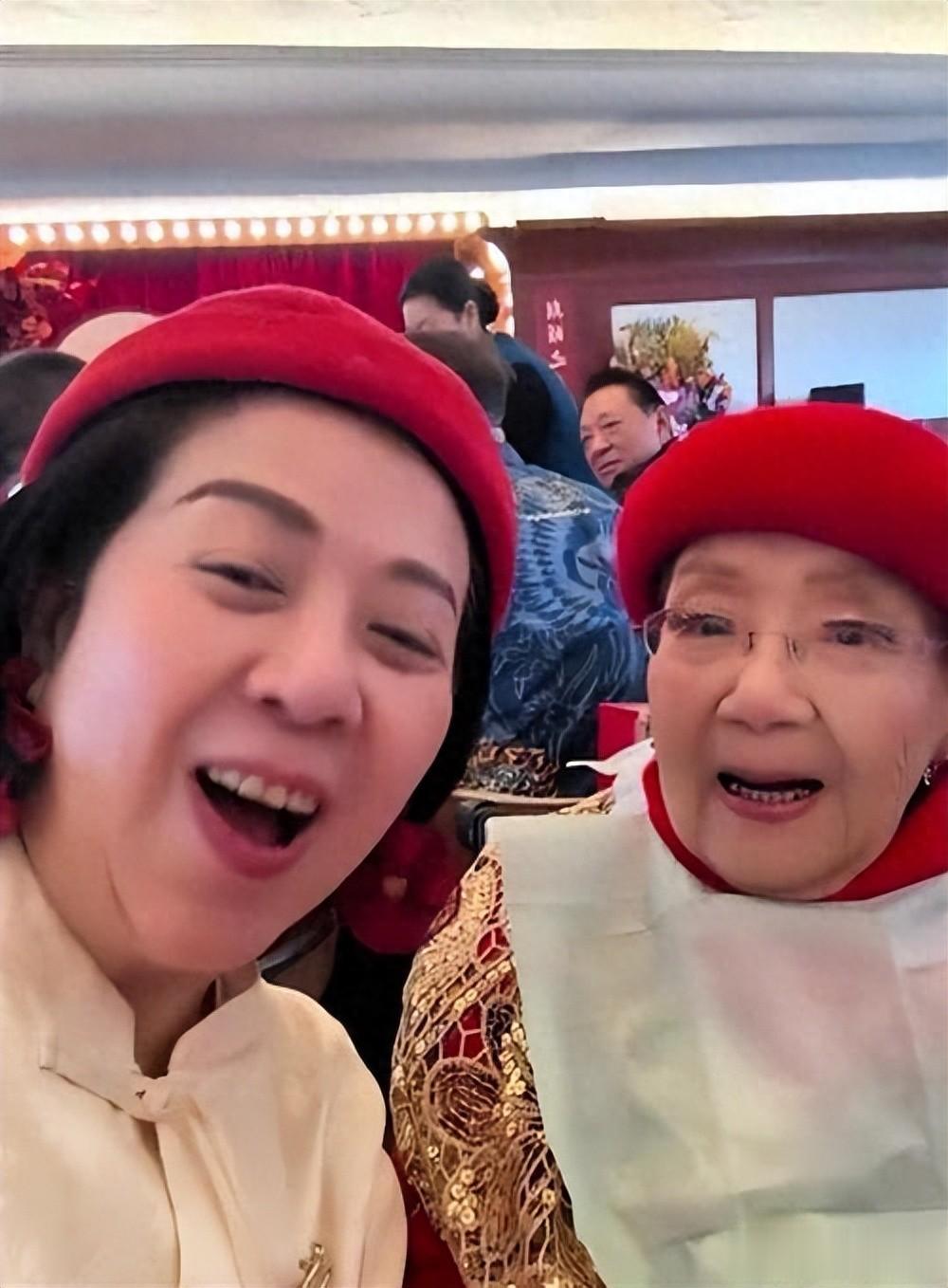 原来他就是嫩娘丈夫，恩爱40年76岁去世，妻子今100岁离世太遗憾