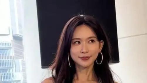 70岁吕良伟遇见51岁林志玲