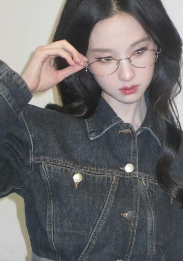 陈都灵｜银丝眼镜 ???，太欲了好吗