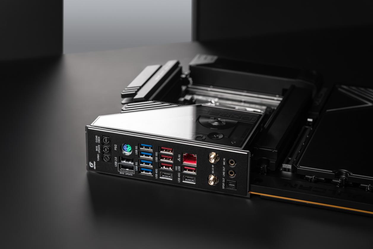 9850X3D傳奇搭檔!七彩虹X3D超頻旗艦主板X870E火神已正式開啟預售