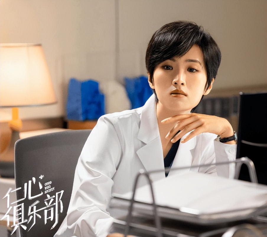 姚安娜高调官宣喜讯！不被看好到口碑逆袭，她其实只做对了一件事
